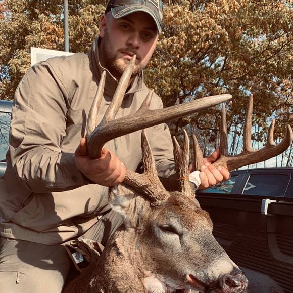 Profile Picture of Will Grodhaus (@grodhaus1) on Poshmark