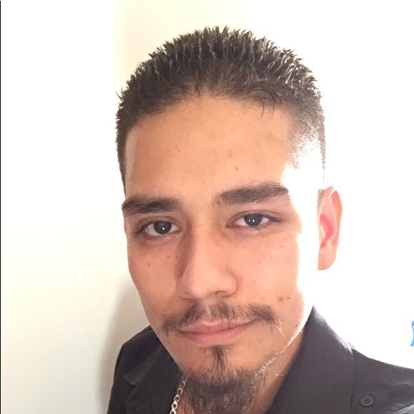 Mario Salgado - Poshmark Profile Picture of Mario Salgado (@sal_g25) on Poshmark