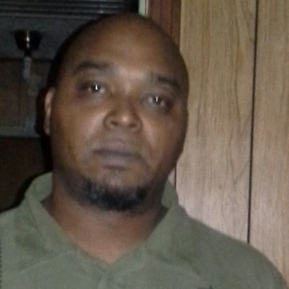 Profile Picture of Pedro Smith (@pedrosmith) on Poshmark