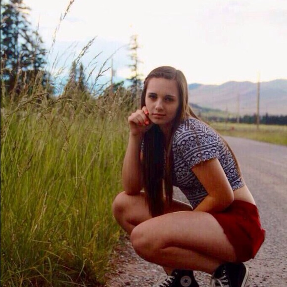 Profile Picture of Jayda Dorscher (@jaydadorscher) on Poshmark