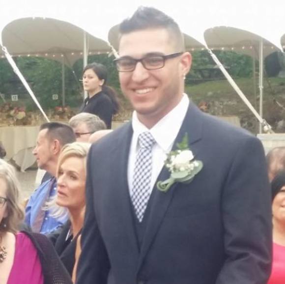 Profile Picture of Steven Iarocci (@steveniarocci) on Poshmark
