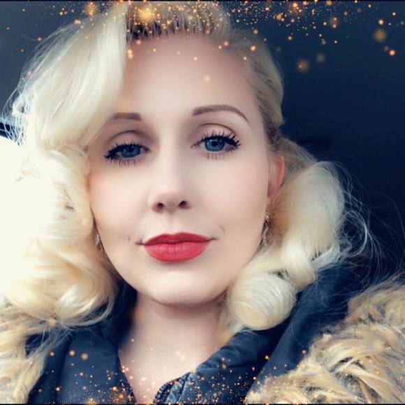 Profile Picture of Marilyn Chadwick (@marilynchadwick) on Poshmark