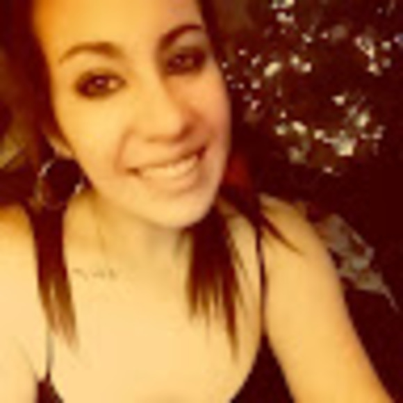 Katelyn Kerrigan - Poshmark Profile Picture of Katelyn Kerrigan (@myforevermate) on Poshmark