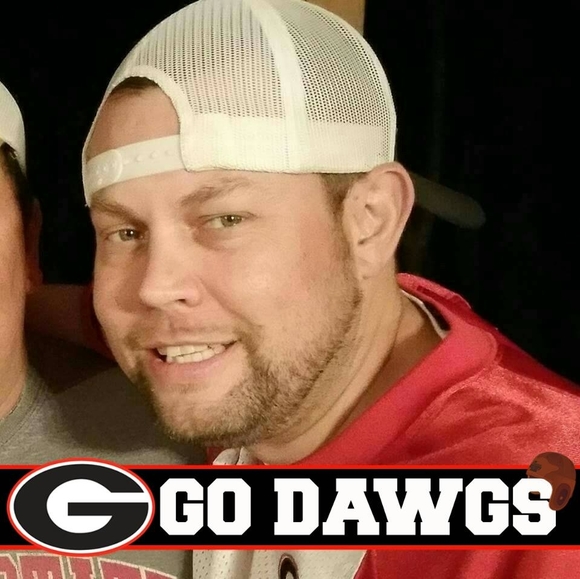 Profile Picture of Danny Bass (@dannyscottbass) on Poshmark