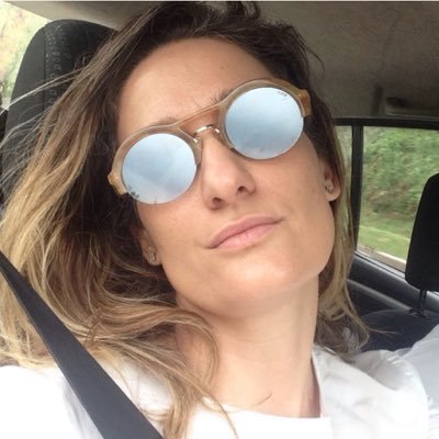 Profile Picture of Juliana Rust (@rust_juliana) on Twitter