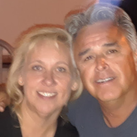 Profile Picture of Raeanna Balades (@rbalades83) on Poshmark