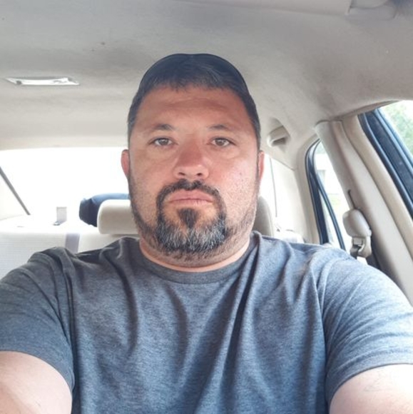 Profile Picture of Daniel Donahue (@beastman0394) on Poshmark