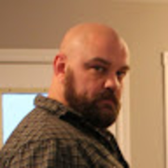 Profile Picture of Tyler Pratt (@groundfight) on Poshmark