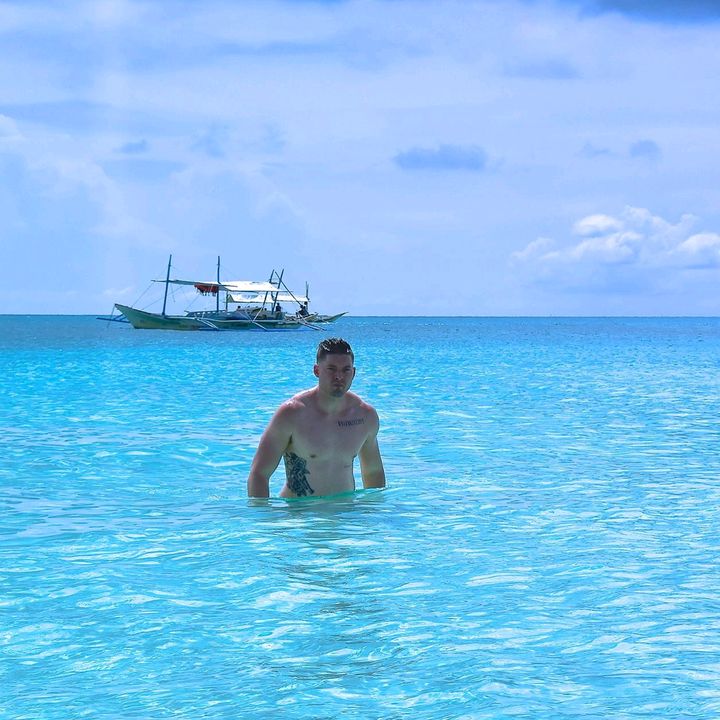 Profile Picture of Joshua Van (@rauh_911) on Tiktok