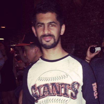 Profile Picture of Vik Shah (@vik_106) on Twitter