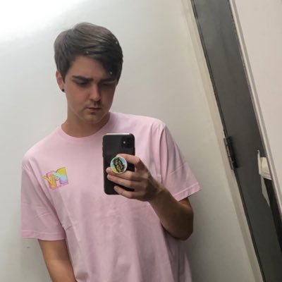Profile Picture of John Loydall (@JohnLoydall) on Twitter