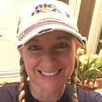 Profile Picture of Lee Siegel (@leesiegeldogmom) on Instagram