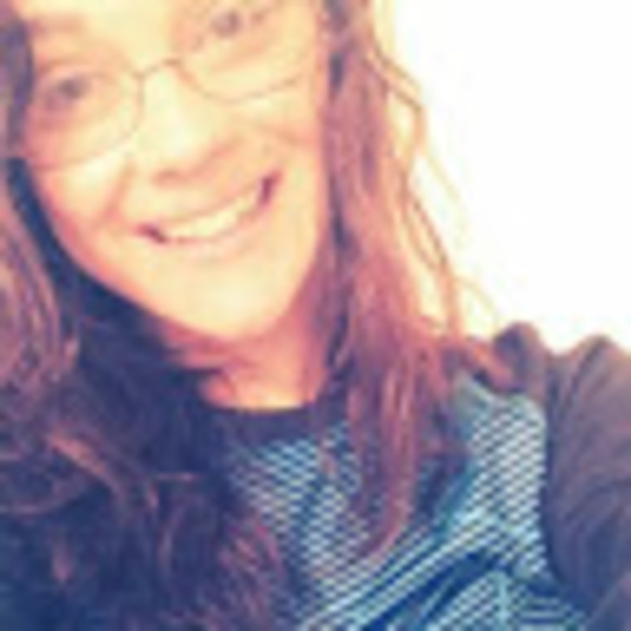 Profile Picture of Breeanna Crabb (@breebabyfugate) on Poshmark