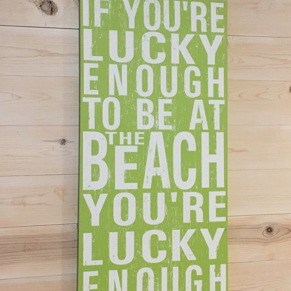 Profile Picture of Kim Theriot (@kstheriot) on Poshmark