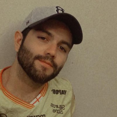 Profile Picture of Juan Jose Guillen B (@jj_guillen4) on Twitter