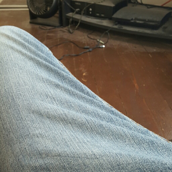 Profile Picture of Mitchell Compton (@jdjdvdosve7) on Poshmark