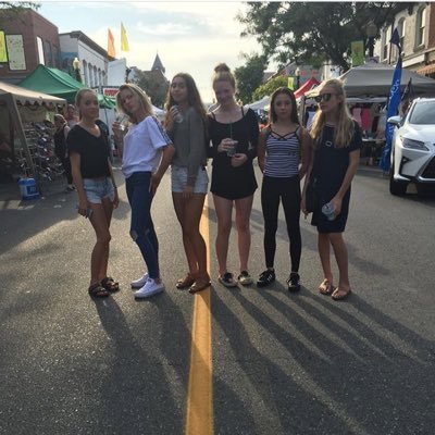Profile Picture of Meghan Monk (@mmonk6579) on Twitter