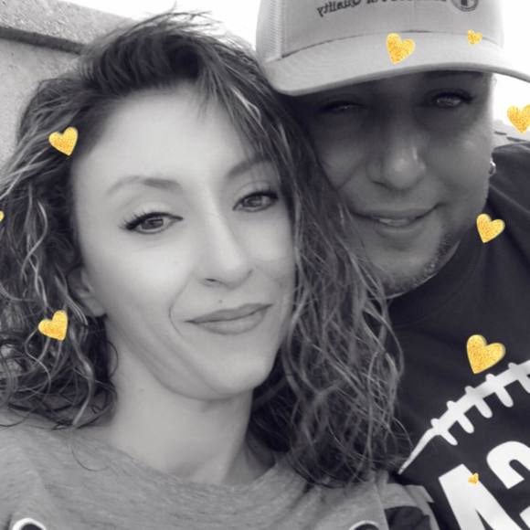 Profile Picture of Dj-selina Chavera (@dchavera1) on Poshmark