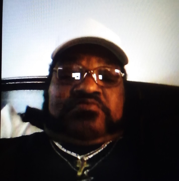 Profile Picture of Kevin Gibson (@kgibson8204) on Poshmark