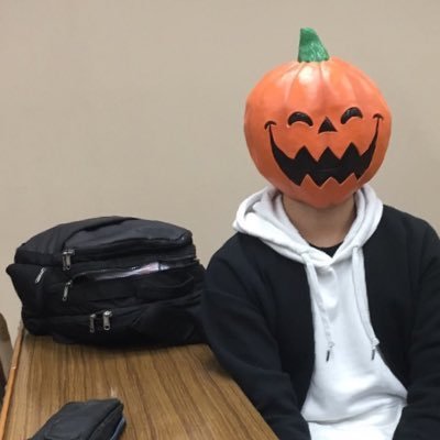 Profile Picture of Kai (@kahi_glen) on Twitter