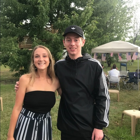 Profile Picture of Ian Marriott (@ianmarriott) on Poshmark