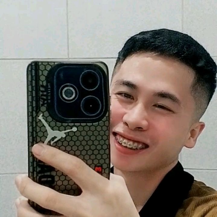 Profile Picture of Gerald Cañezo (@@geraldguno) on Tiktok