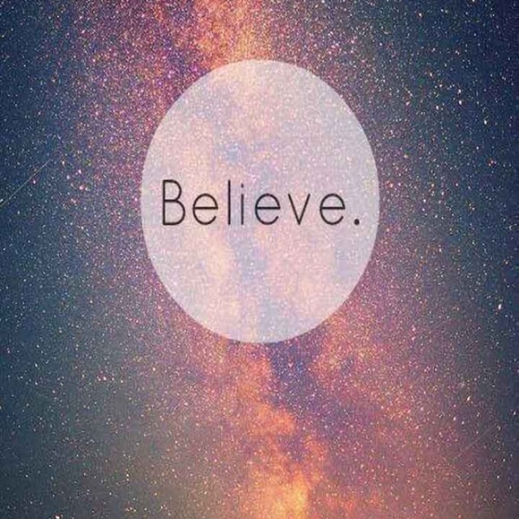 Profile Picture of Janet Gritten (@jjgritten) on Poshmark