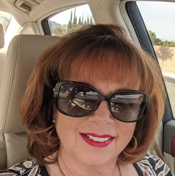 Profile Picture of Sherol Spickenagel zuniga (@sherolzuniga) on Poshmark