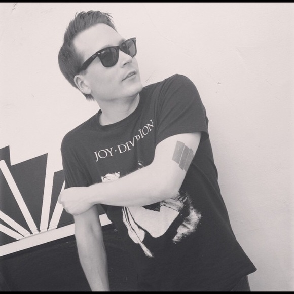 Profile Picture of Brian Calhoun (@brianlovesmusic) on Poshmark