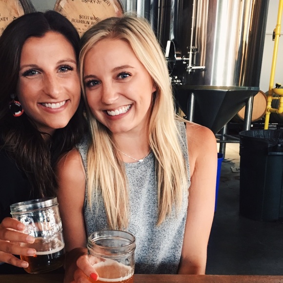 Profile Picture of Clara Kerrone (@clarakerrone) on Poshmark