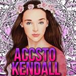 Profile Picture of why is that button blue?⤴️ (@accstokendall) on Instagram