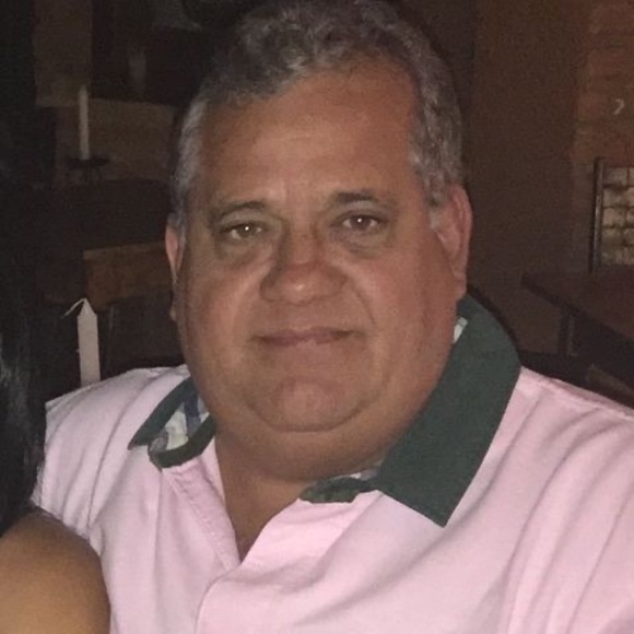 Profile Picture of Alexander Moura (@alexander_moura) on Poshmark