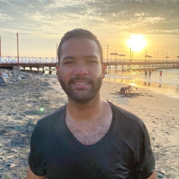 Profile Picture of Andres eduardo Parada (@andreseduardo18) on Poshmark
