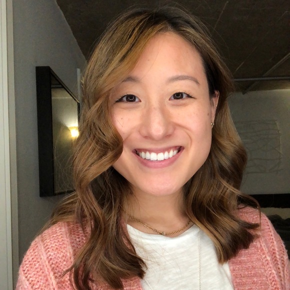 Profile Picture of Stella Kwon (@smkwon93) on Poshmark