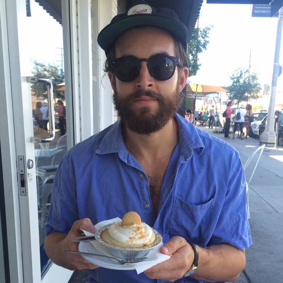 Profile Picture of Greg Fetters (@gregfetters) on Poshmark