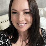 Profile Picture of Jeanette Wright-Weinstein (@mermaidsandmanicures) on Instagram