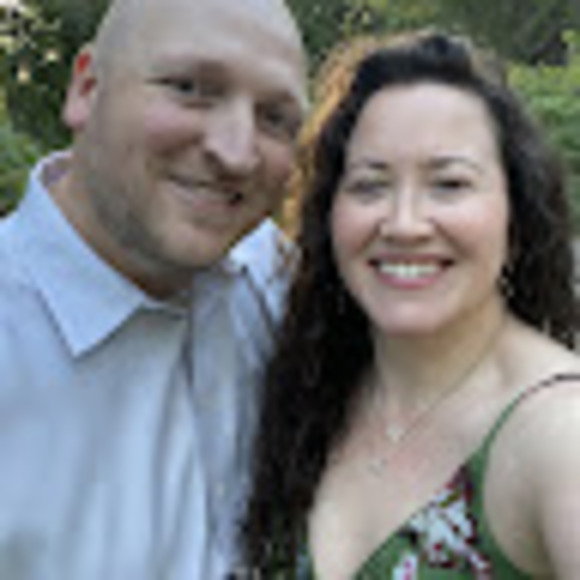 Profile Picture of Elva Shildt (@sagethymes) on Poshmark