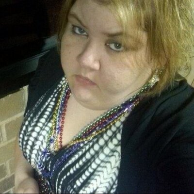 Profile Picture of Amanda Calhoun (@amandacalhoun33) on Twitter