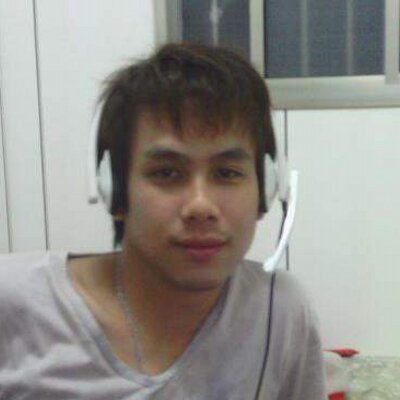 Profile Picture of Roy Chow (@RooyChow) on Twitter