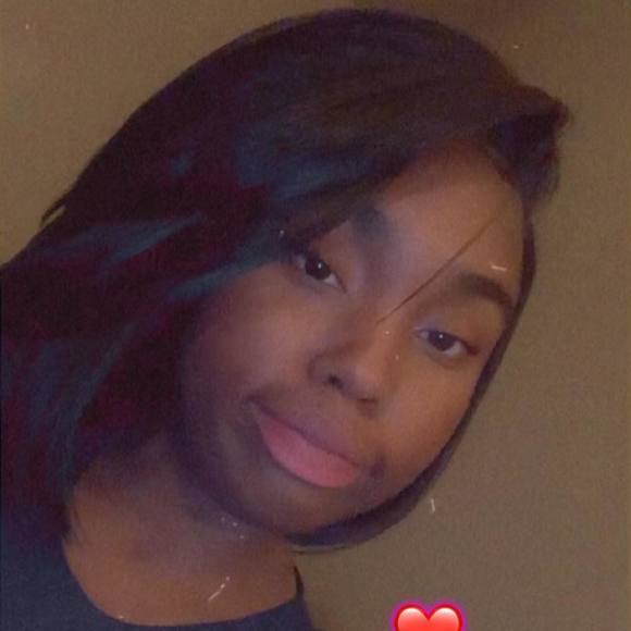 Tazia Keys - Poshmark Profile Picture of Tazia Keys (@antazia23) on Poshmark