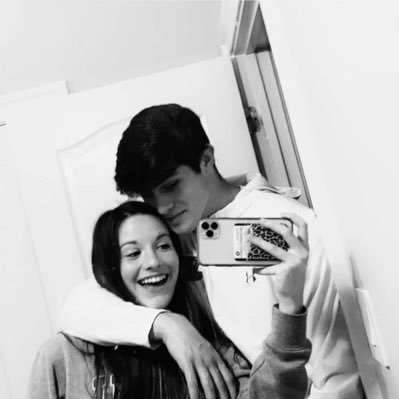 Profile Picture of James Cornwell (@James_Cornwell5) on Twitter