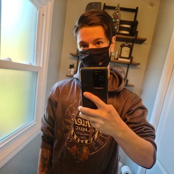 Profile Picture of Matt Vick (@yomatt84) on Poshmark