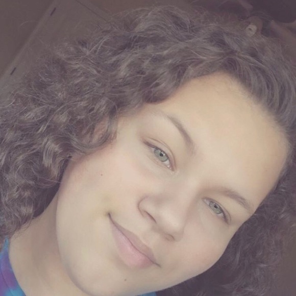 Profile Picture of Mary Lankey (@marylankey) on Poshmark