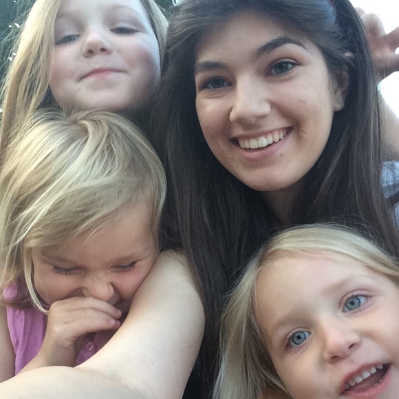 Profile Picture of Collette Miller bingell (@cbingell) on Poshmark