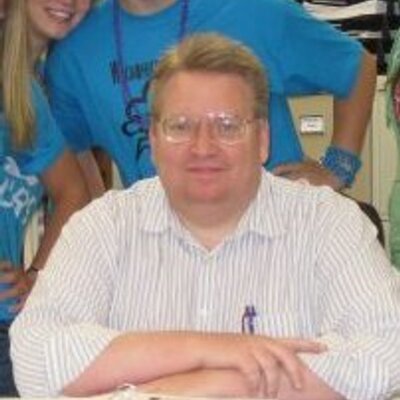 Profile Picture of Jay Martens (@jaybeeil) on Twitter