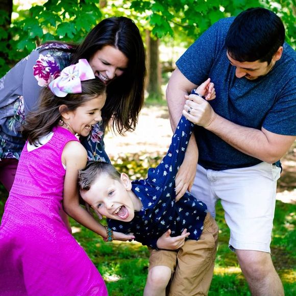 Profile Picture of Meredith Bradley (@mererichsophsim) on Poshmark