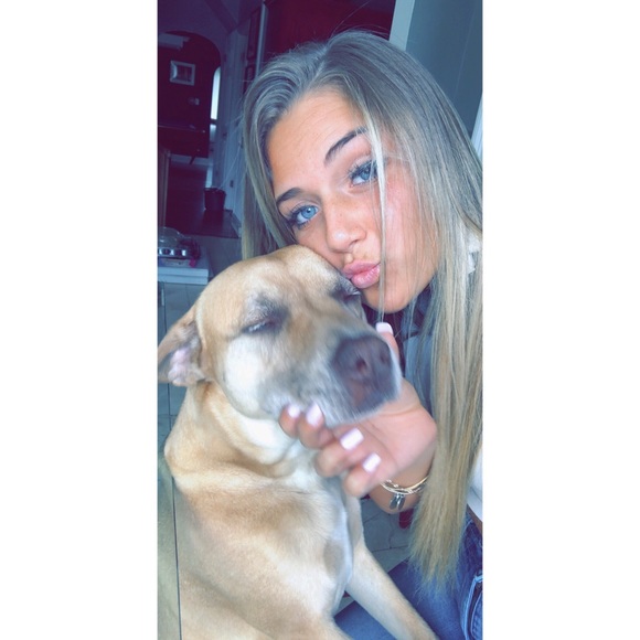 Profile Picture of Molly Forchilli (@mforchilli) on Poshmark