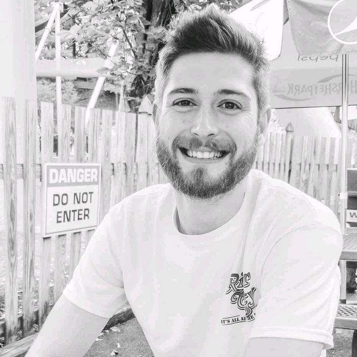 Profile Picture of Erik Stratton (@@erikstratton) on Tiktok