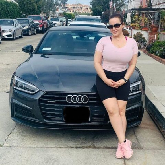 Profile Picture of Nathan Hawthorne (@nhawthorne851) on Poshmark