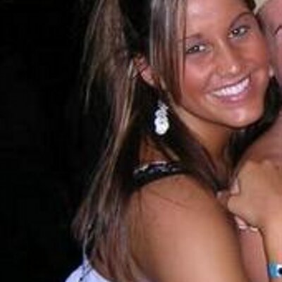 Profile Picture of Alyssa Anne Shell (@lyssashell) on Twitter